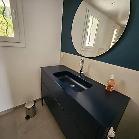 Rez De Avec Piscine Privee Chauffee Et Jardin, A 1 Km De La - Fr-1-768-79 Ferienhaus Saint-Peïre-sur-Mer